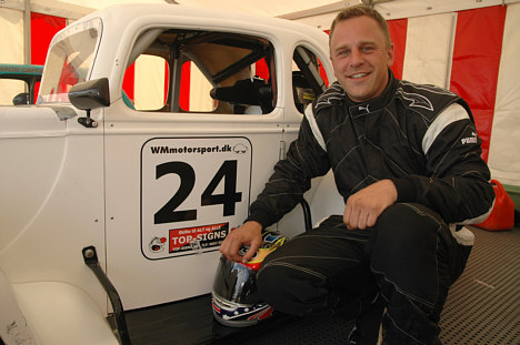 Henrik Blom blev ny sejrherre i Legend Car Cuppen, da klassen kørte sin første løb på Ring Djursland.